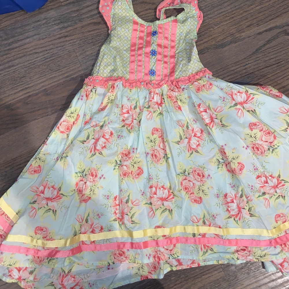 Matilda Jane - size 6 flutter sleeves dress